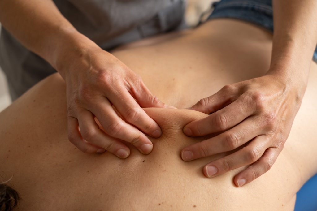 KINESIS-OVIEDO-FISIOTERAPIA-y-OSTEOPATIA-EN-OVIEDO-tratamiento - terapia manual 1